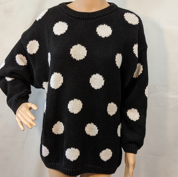 Vintage Sweaters - Vintage black & white polka dot heavy knit sweater Vintage Sweaters - Vintage black & white polka dot heavy knit sweater